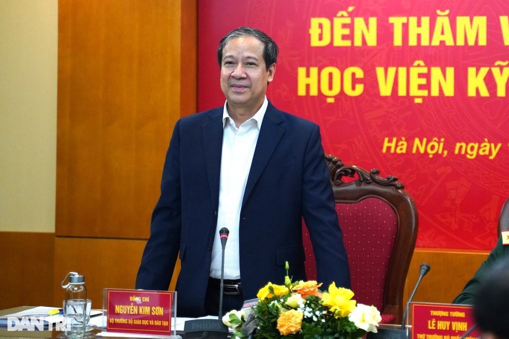 Học viện Kỹ thuật quân sự đề xuất được mở lại hệ dân sự - 3 Học viện Kỹ thuật quân sự đề xuất được mở lại hệ dân sự - 3
