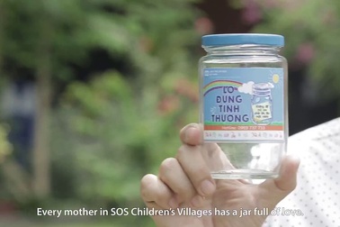 Lọ đựng tình thương - Jar of Love