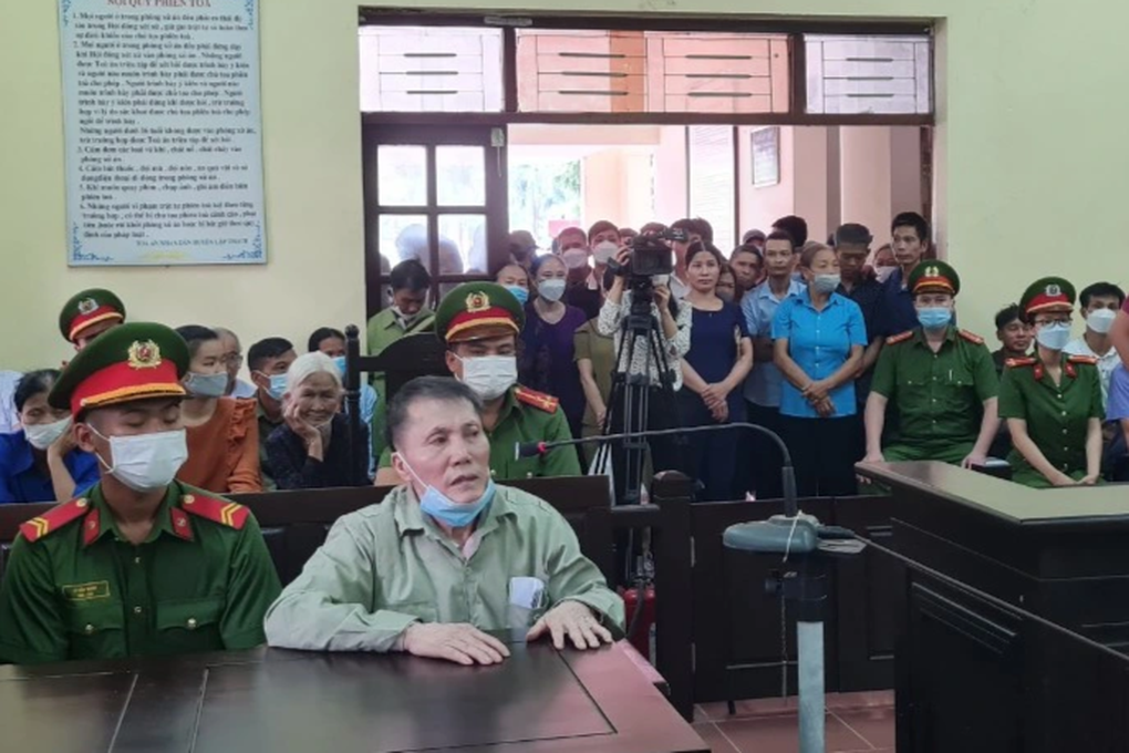 Phạt 4 năm tù kẻ tống tiền Bí thư Huyện ủy - 1 Phạt 4 năm tù kẻ tống tiền Bí thư Huyện ủy - 1