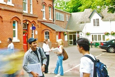 Phỏng vấn Học bổng 50% của Kings Colleges tại tuần lễ Du học A-Level & Đại học Anh