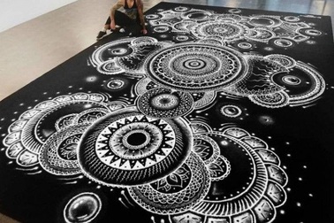 Vẽ tranh siêu đẹp chỉ bằng muối ăn