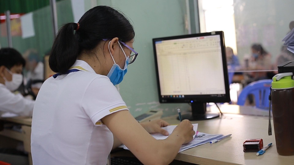 TPHCM: Hơn 94.000 người làm hồ sơ trợ cấp thất nghiệp - 7 TPHCM: Hơn 94.000 người làm hồ sơ trợ cấp thất nghiệp - 7