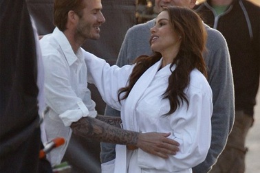 Sofia Vergara quay quảng cáo cùng David Beckham