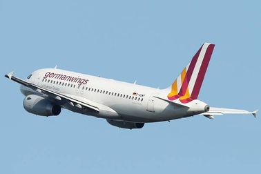 "Sởn da gà" với 30 phút cuối cùng của máy bay Đức