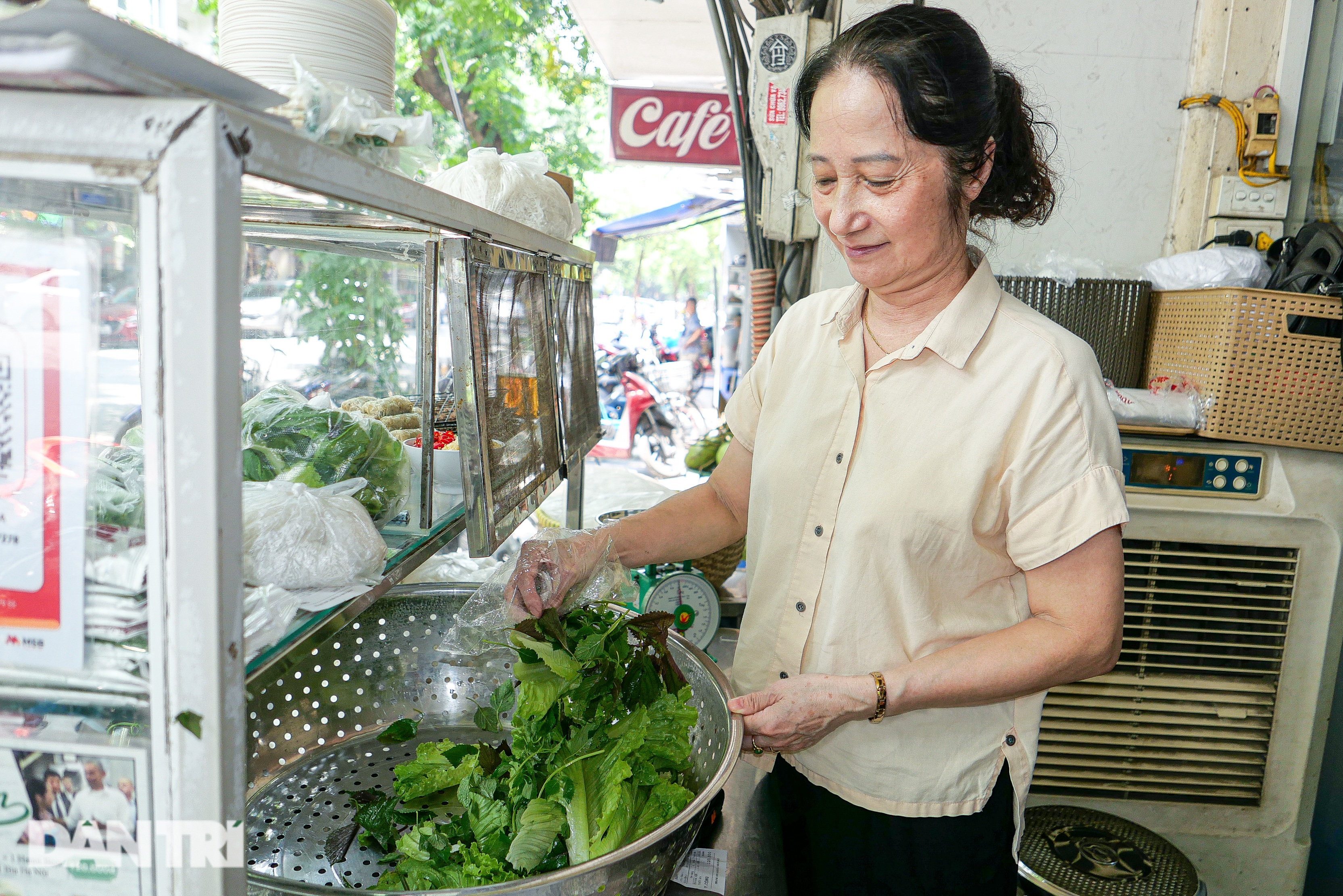 Quán bún chả Hà Nội từng đón cựu Tổng thống Mỹ Obama giờ ra sao? - 2