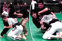 Võ sĩ MMA cầm dao đấu với hai cảnh sát