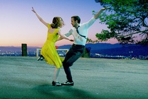 "La la land" thắng tuyệt đối tại lễ trao giải Quả cầu vàng 2017