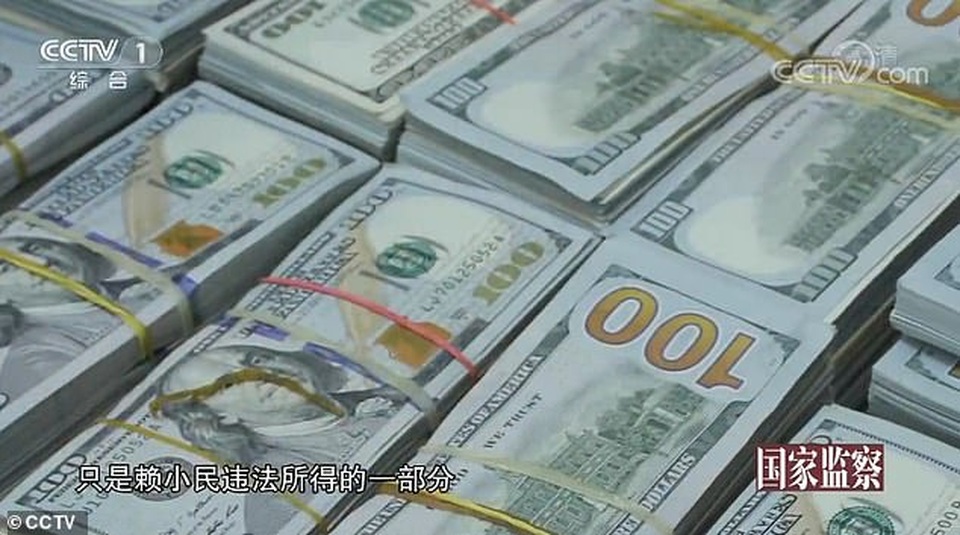 Video 3 tấn tiền mặt chất như núi trong nhà quan tham Trung Quốc - 4 Video 3 tấn tiền mặt chất như núi trong nhà quan tham Trung Quốc - 4