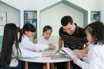 "Giai đoạn vàng" để trẻ hấp thụ tiếng Anh