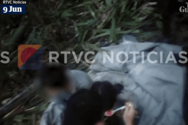 Video giải cứu 4 đứa trẻ sống sót thần kỳ hơn 40 ngày trong rừng Amazon