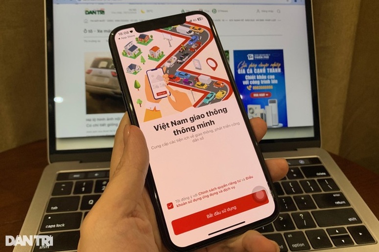 Vì sao nhiều chủ xe không thể sử dụng các tính năng mới trên VNeTraffic?