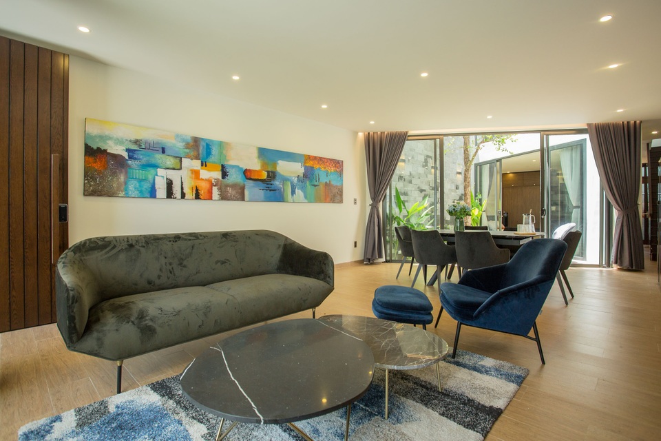 Cuộc sống thư thái trong căn nhà thủng mái độc lạ của gia đình ở Hội An - 5