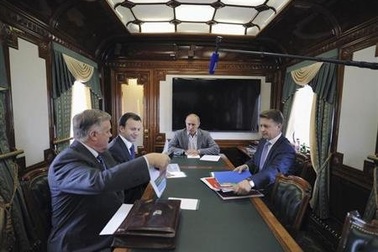 Tin tặc lừa báo chí Nga đưa tin đồng minh Putin "bị sa thải"