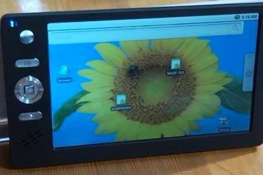 Laptop 35 USD đã lộ diện trên truyền hình