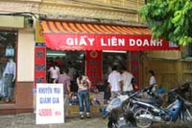 Hà Nội mùa giảm giá: Khuyến mãi lắm “chiêu”