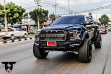 Những chiếc Ford Ranger Raptor được "lên đời" F-150 Raptor