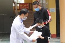 Thêm 12 người khỏi bệnh Covid-19, chuyển cách ly ở địa phương