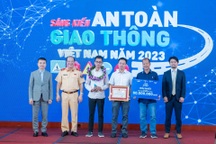Toàn cảnh Lễ trao giải Cuộc thi Sáng kiến an toàn giao thông Việt Nam 2023
