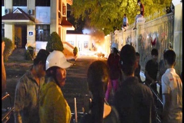 Vụ gây rối tại UBND tỉnh Bình Thuận: Khởi tố thêm 7 đối tượng