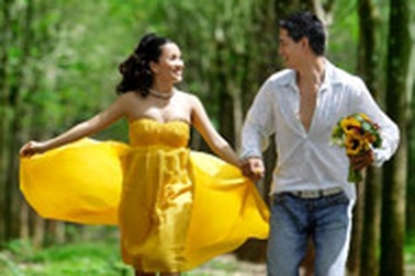 Bình Minh: “Vợ tôi không xem cảnh “nóng” chồng đóng”