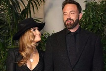 Nữ ca sĩ Jennifer Lopez nộp đơn ly hôn người chồng thứ 4