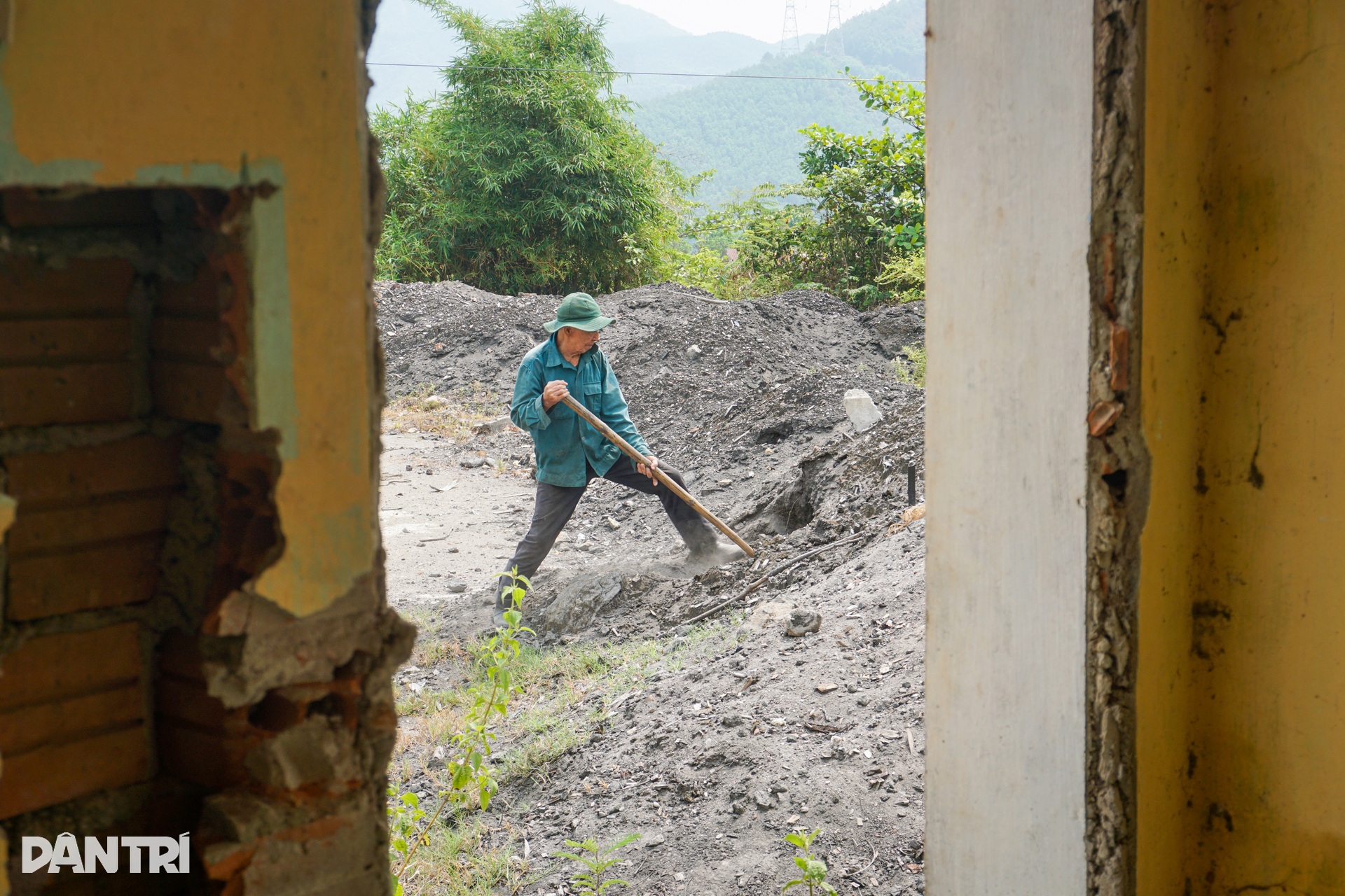 Trung tâm giá trị 0 đồng nằm hoang phế 10 năm trên đất vàng Đà Nẵng - 8 Trung tâm giá trị 0 đồng nằm hoang phế 10 năm trên đất vàng Đà Nẵng - 8