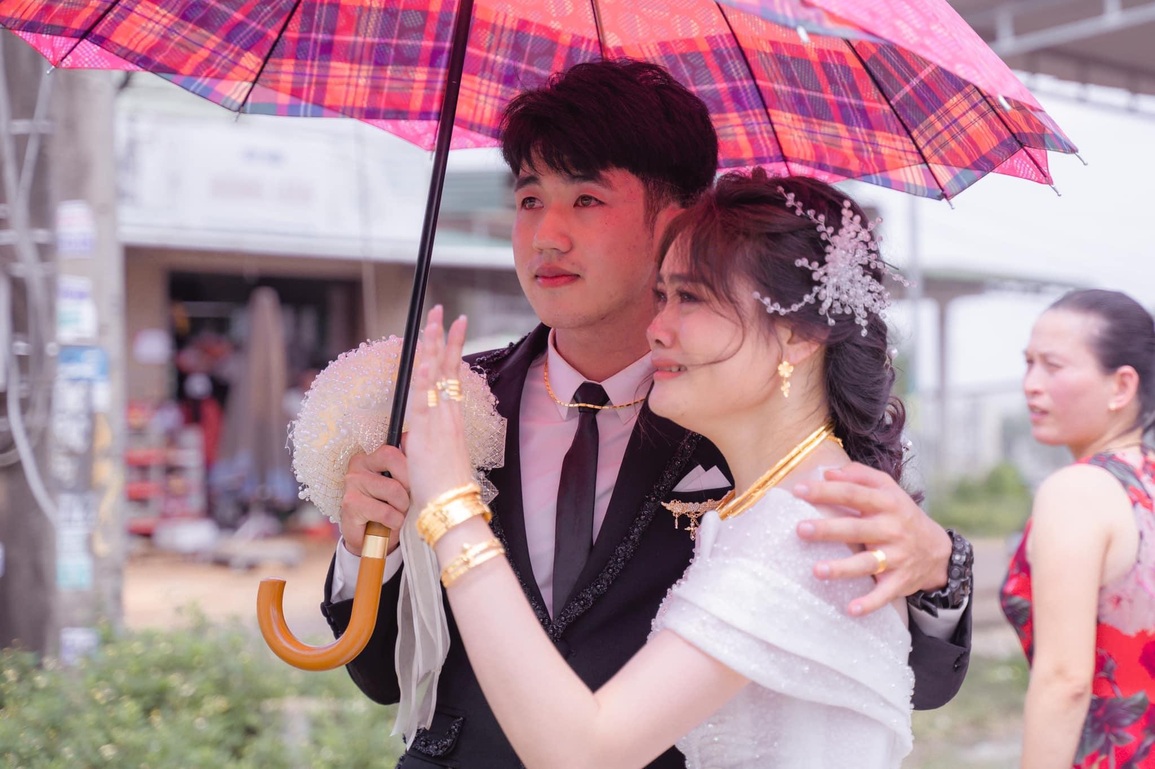 Chuyện tình đẹp của cặp đôi rung động đầu đời năm 17 tuổi - 3 Chuyện tình đẹp của cặp đôi rung động đầu đời năm 17 tuổi - 3