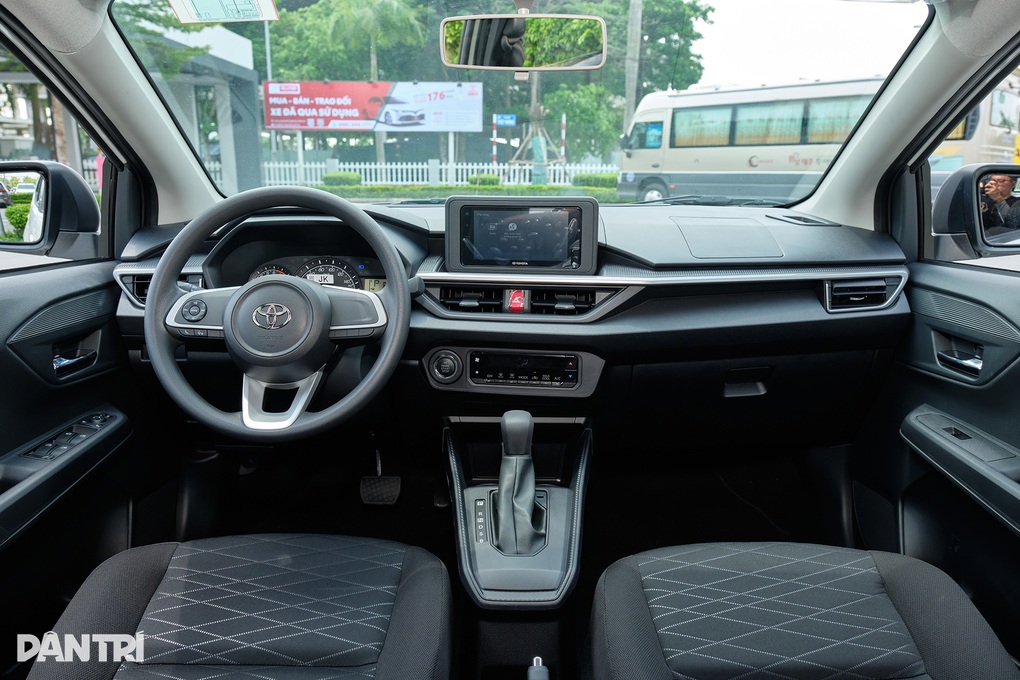 Toyota Wigo 2023 về đại lý, giá rẻ và nhiều trang bị hơn liệu có thoát ế? - 9