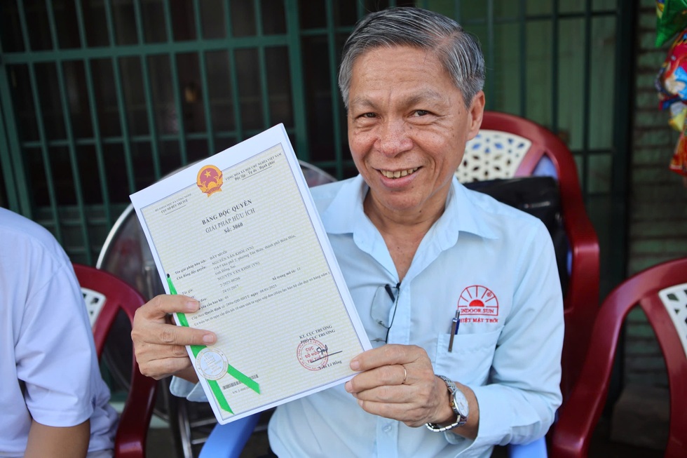 Nhà sáng chế cao tuổi, chưa học đến lớp 8: Dành cả đời tìm cái mới! - 4 Nhà sáng chế cao tuổi, chưa học đến lớp 8: Dành cả đời tìm cái mới! - 4