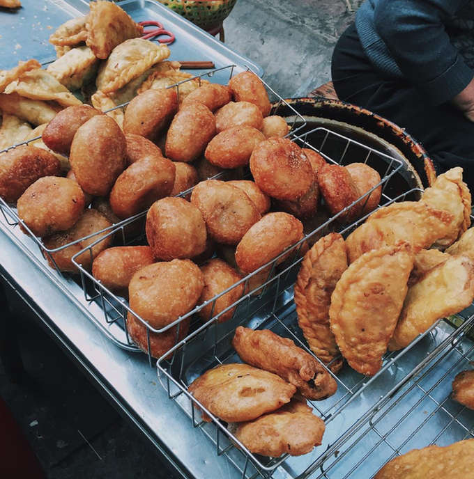 Bánh khoai, bánh chuối cực đắt hàng mùa đông nhưng bạn sẽ “cạch đến già” nếu hiểu ra những sự thật đáng sợ này - Ảnh 3.