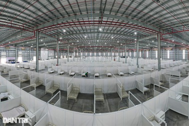 Cận cảnh bên trong bệnh viện dã chiến 5.000 giường ở Bình Dương