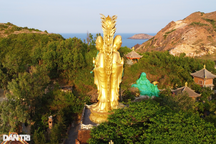 Chiêm ngưỡng tượng Phật đôi Quan Âm cao nhất Việt Nam