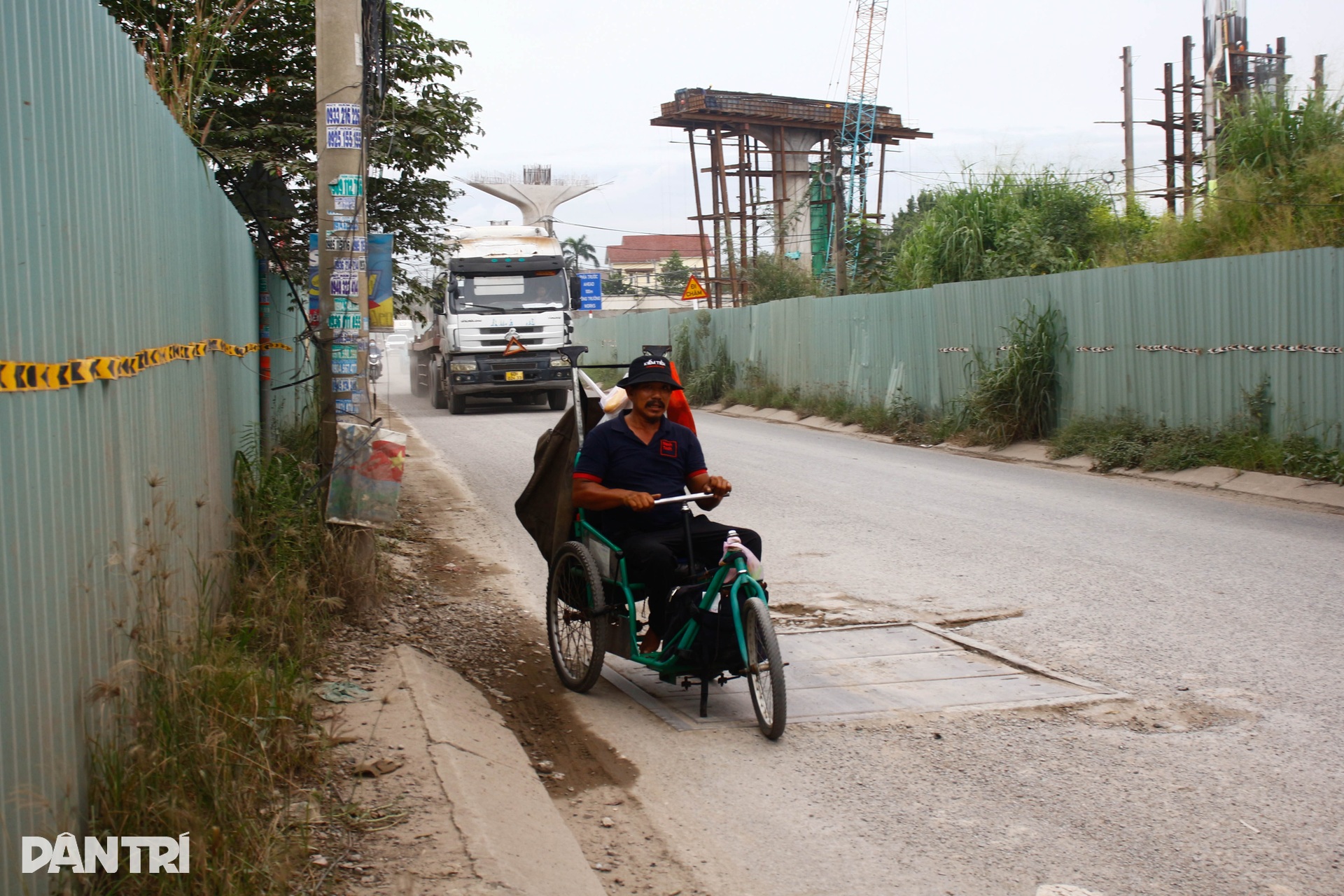 Người dân TPHCM “ngột thở” vì hơn một năm sống chung với bụi mù - 5
