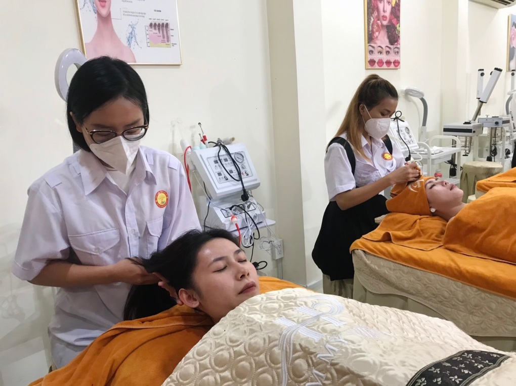 Nghề vừa học vừa làm, vui vui... kiếm tiền triệu - 2 Nghề vừa học vừa làm, vui vui... kiếm tiền triệu - 2