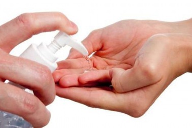 Đình chỉ lưu hành, thu hồi dung dịch kháng khuẩn không đạt chất lượng