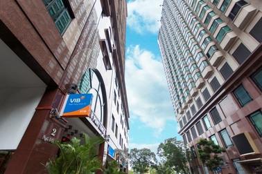 Gặt lợi nhuận “khủng”, cổ phiếu VIB tăng giá “chóng mặt”