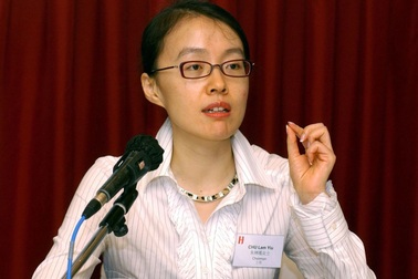 Bị Trung Quốc điều tra, nữ tỷ phú Hồng Kông "bay" mất nửa tài sản