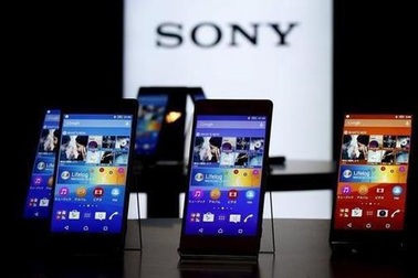 Doanh số smartphone cả quý của Sony thua Samsung, Huawei bán trong một ngày