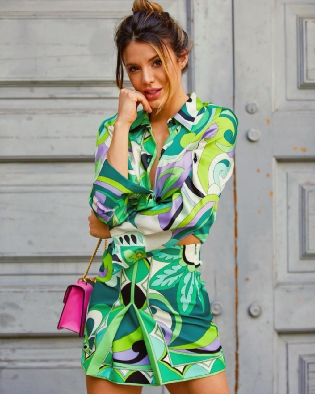 Người đẹp nóng bỏng, đam mê đánh bài, yêu say đắm tân binh Liverpool - 9