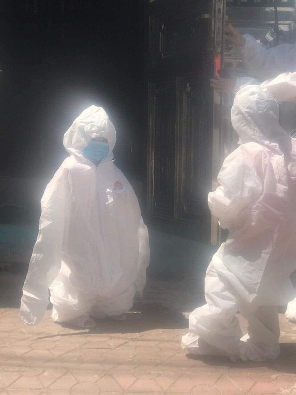 Những hình ảnh trẻ thơ trước đại dịch Covid-19 gây xúc động lòng người - 4