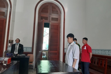 Pha thuốc diệt chuột hại anh trai