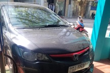 Nỗi khổ mang tên "ô tô đỗ cửa"