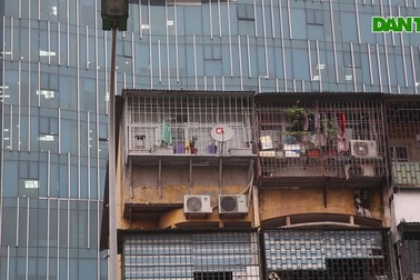 Nét hiện đại và xưa cũ trong không gian kiến trúc Hà Nội