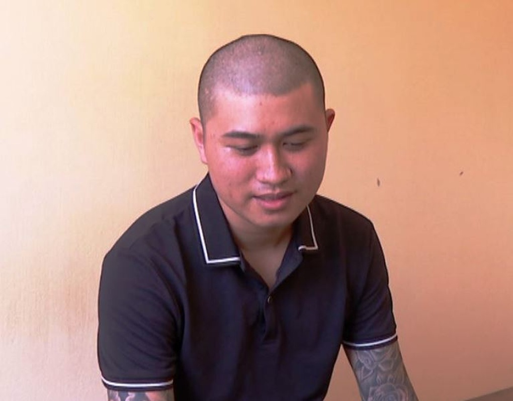 Bán giấy phép lái xe giả trên mạng qua dịch vụ giao hàng thu tiền hộ - 1