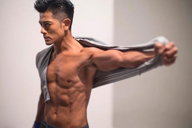 Quách Phú Thành thừa nhận đang hò hẹn người mẫu kém 23 tuổi