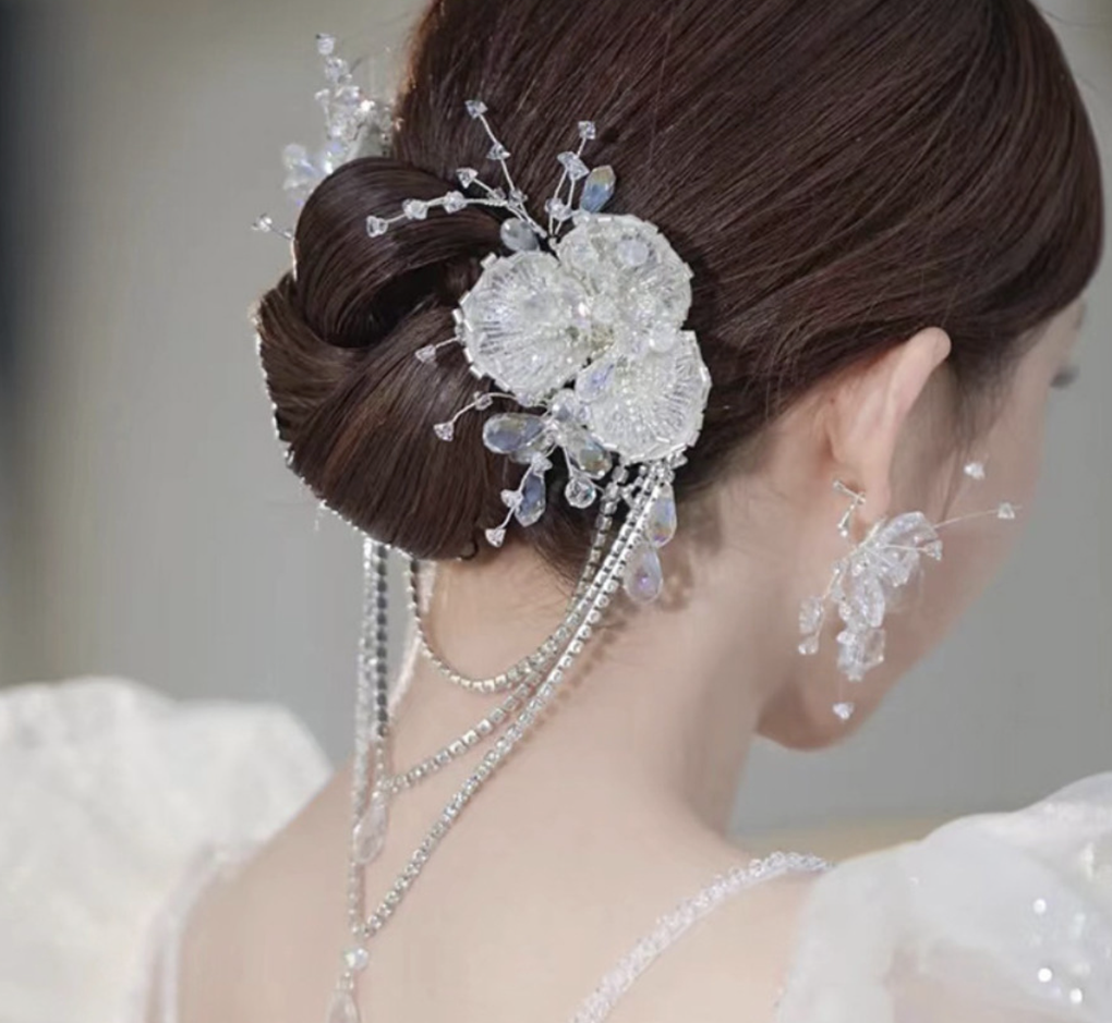 Giangpck gợi ý mẫu vương miện cô dâu và phụ kiện cưới cho cặp đôi - 7 Giangpck gợi ý mẫu vương miện cô dâu và phụ kiện cưới cho cặp đôi - 7