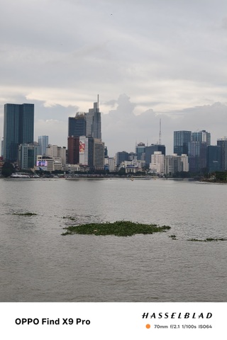 Đánh giá OPPO Find X9 Pro: Đối thủ đáng gờm của iPhone 17 Pro Max - 18 Đánh giá OPPO Find X9 Pro: Đối thủ đáng gờm của iPhone 17 Pro Max - 18