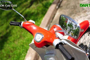 Nhìn ngắm chiếc cub C102 hơn 60 tuổi