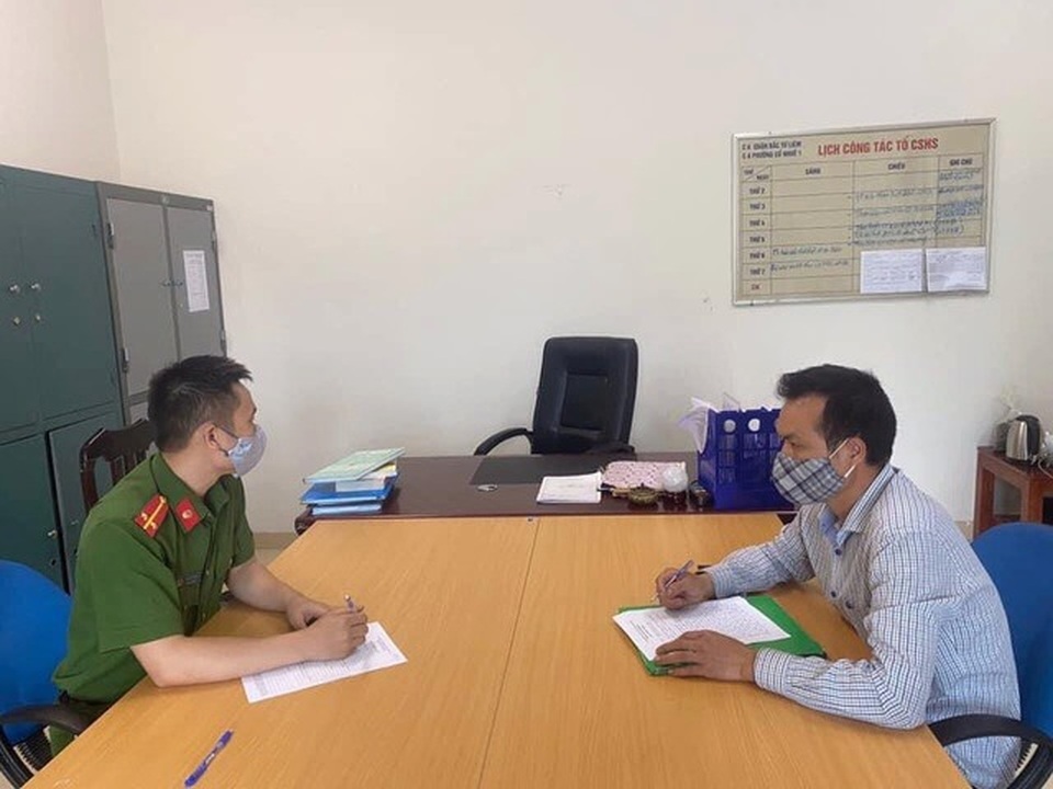 Khởi tố tài xế nghi đâm 2 chị em gái thương vong rồi bỏ trốn - 1 Khởi tố tài xế nghi đâm 2 chị em gái thương vong rồi bỏ trốn - 1