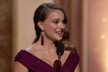 Natalie Portman giành giải Ocsar